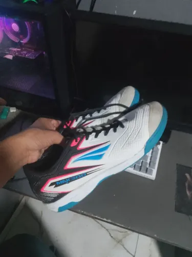 Max 300 tênis de futsal n° 40/41