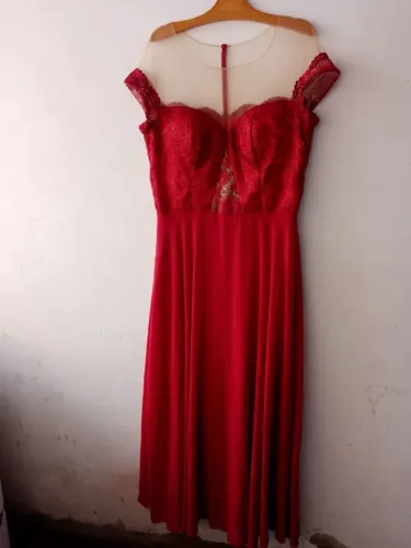 Vestido Vermelho de Festa com renda e Tule tamanho 46