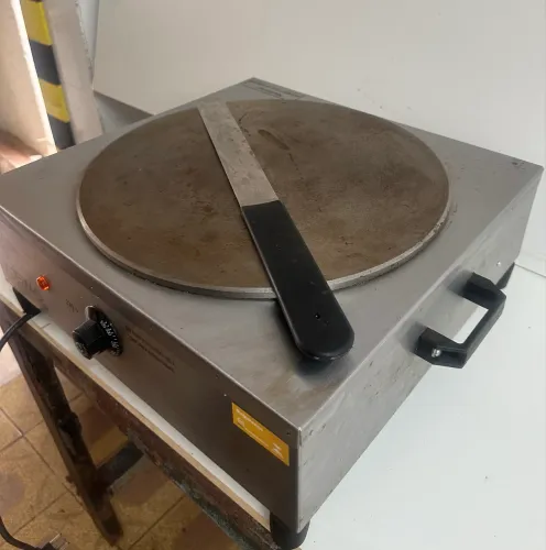 Crepeira/ Panquequeira Elétrica Ademaq - 220V