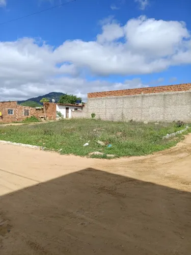 Terreno 8x20 situado na Cidade de Vertentes-PE