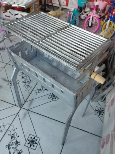 Churrasqueira de alumínio 