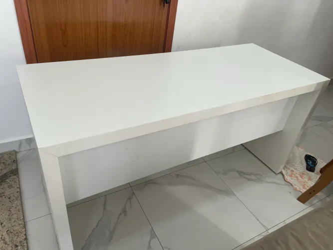  MESA EM MDF BRANCO 