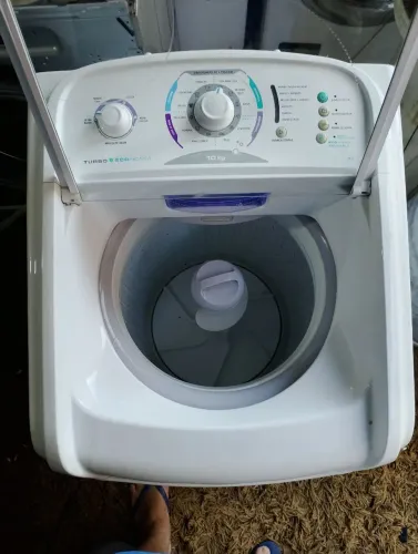Máquina de lavar roupa Eletrolux 10 kilos