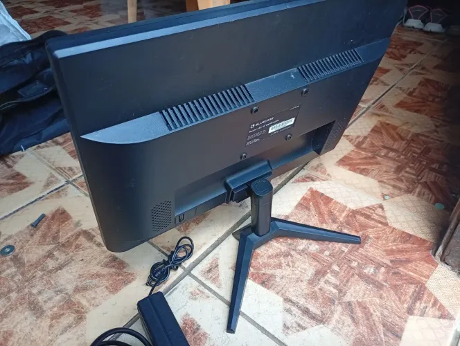 Monitor 19