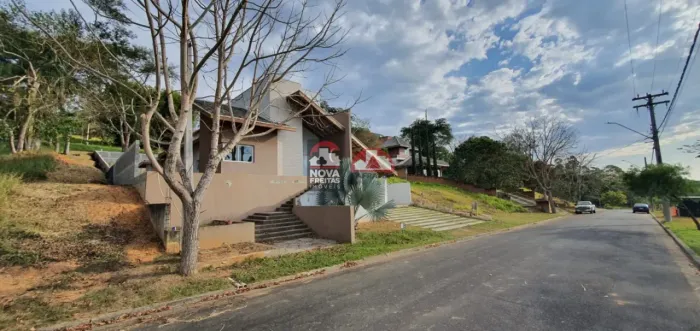 Casa Condomínio em Jambeiro
