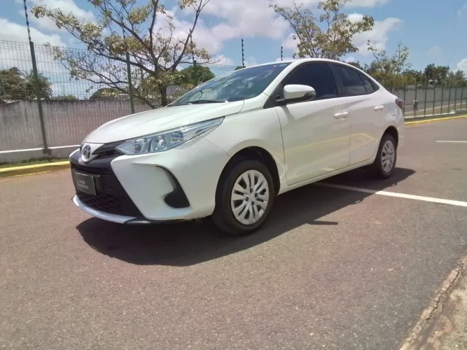 Toyota Yaris XL Live Sedan 1.5 Flex 16V 4P AUT 2023