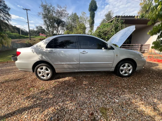 Toyota Corolla XEI 1.8/1.8 Flex 16V Aut. 2005
