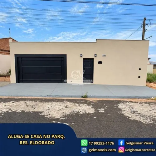 Casa com 2 Quarto(s) e 2 banheiro(s) para Alugar, 250 m² por R$ 3000 / Mês