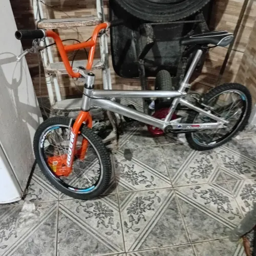 Bike bmx aluminio