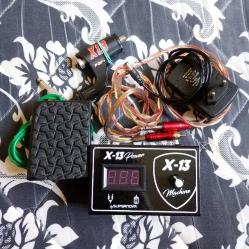 Kit de tatuagem