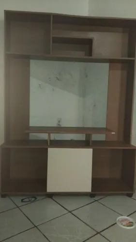 Vendo uma Estante