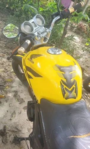 VENDE-SE MOTO HONDA/CBX 250 TWISTER . PREÇO A NEGOCIAR. 