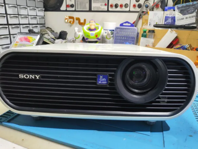 Projetor Sony VPL-EX70