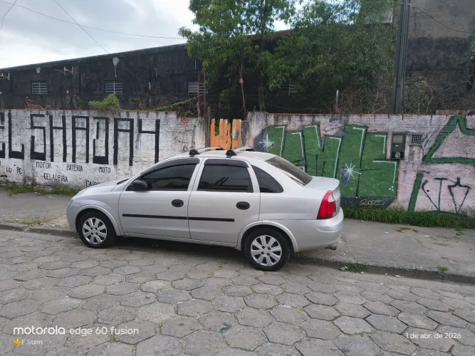 Chevrolet Corsa Sedan 1.0 MPFI 8V 71cv 4P 2002