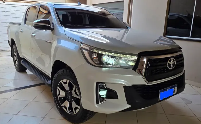 Toyota Hilux CD SRX 4X4 2.8 TDI 16V Diesel Aut. 2020