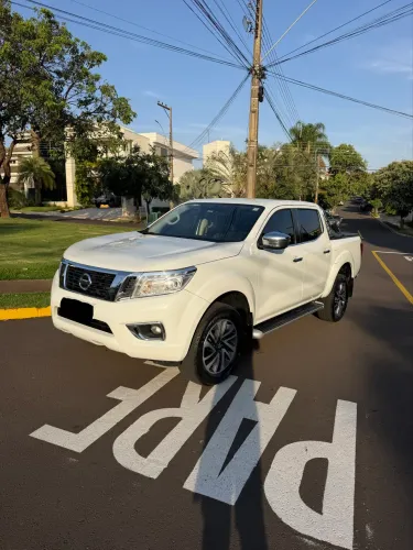 Nissan Frontier XE CD 4X4 2.3 Bi-TB Diesel Aut. 2021