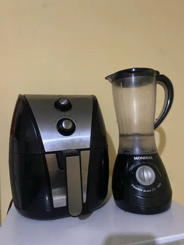 Vendo air fryer e liquidificador