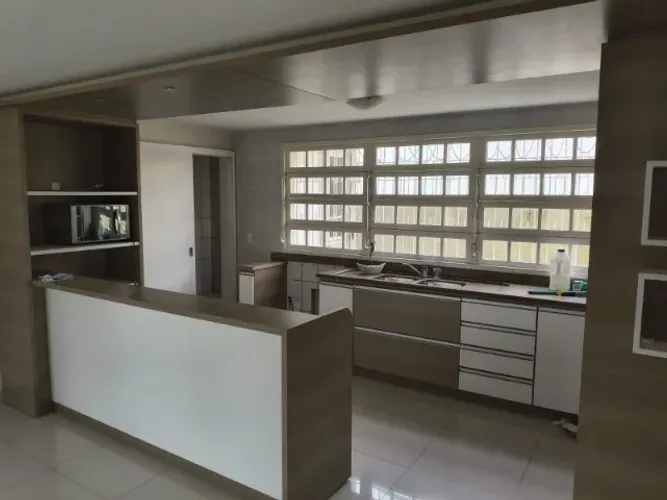 Cozinha Sob Medida Impecável - Armários, Coluna e Ilha - Floripa