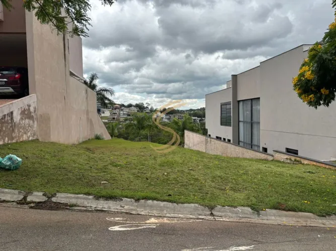 Terreno Frente ao Lago no Vale das Águas 480 m² em Bragança Paulista