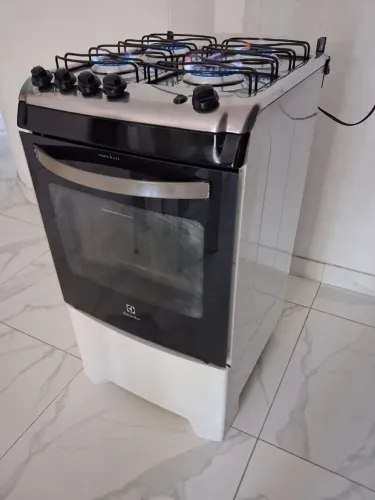 Fogão Eletrolux Muito Bom