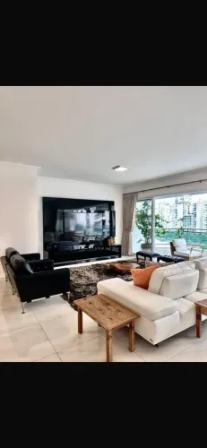 Apartamento para Locação Anual na Pitangueiras no Guarujá | QVista Inteligência Imobiliári
