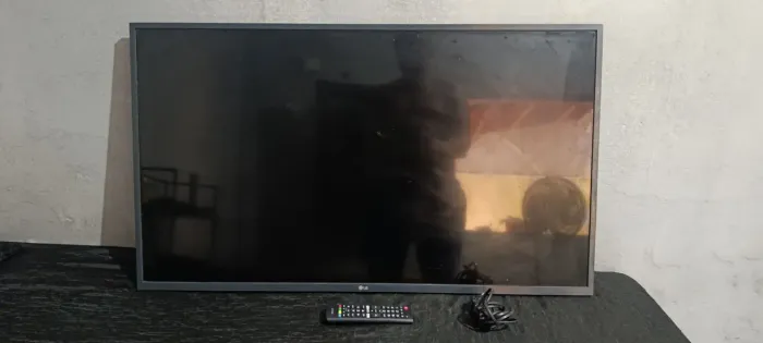 TV LG Smart 43? Full HD + Controle Novo e Suporte | Leia Descrição