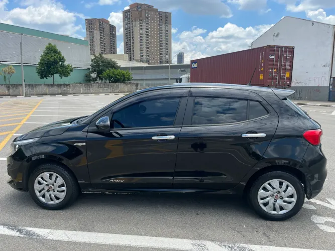 Fiat Argo Drive 1.0 6V Flex 2020