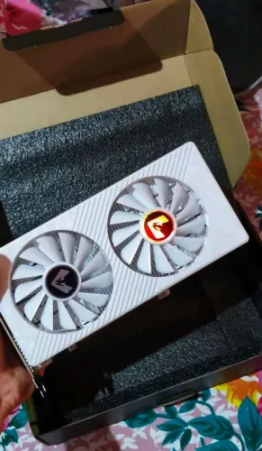 Rx580 semi nova (funcionando perfeitamente)