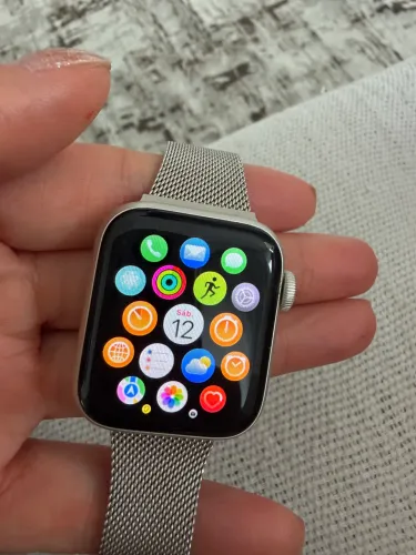 Apple Watch SE 