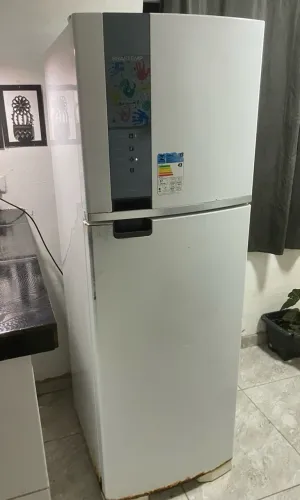 Geladeira Frost Free