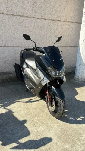 VENDO NMAX PRETA