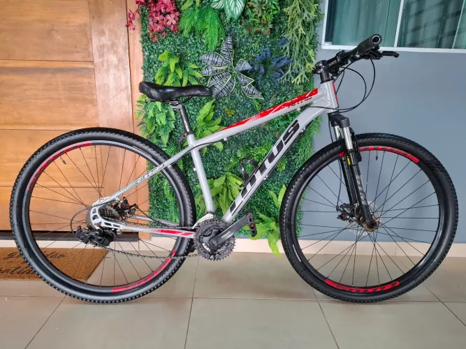 Bicicleta Lotus Nitro Aro 29