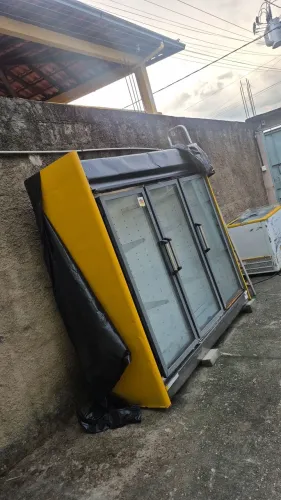 Geladeira Gelopar.