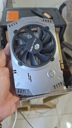 Placa de vídeo RX550. 4gb - Perdendo sinal da tela
