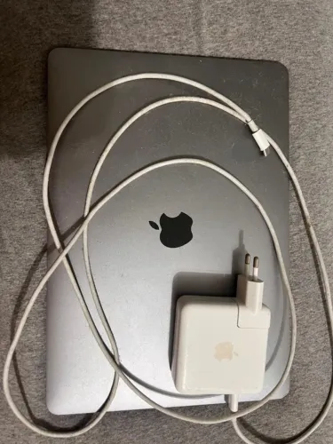 Mac Book Apple Usado
