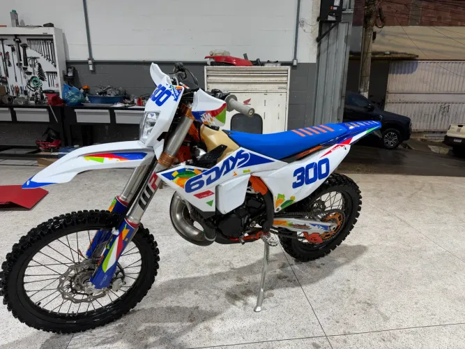 KTM SIX DAY 300 RAINHA SEMI NOVA
