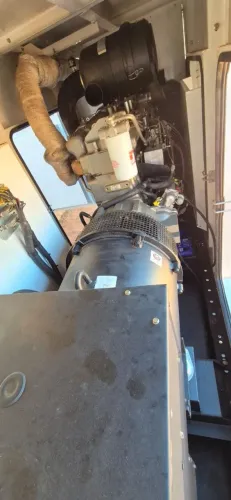Grupo gerador 150 KVA ano 2012 stenac