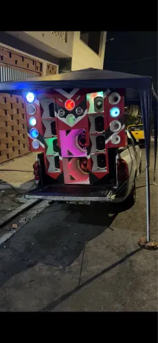 Som automotivo