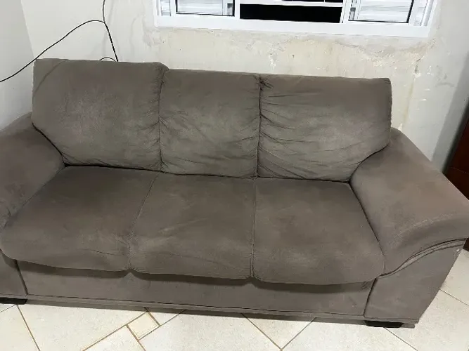 Sofá 3 lugares 