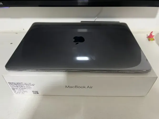 macbook m1 ( 30 ciclos ) na garantia