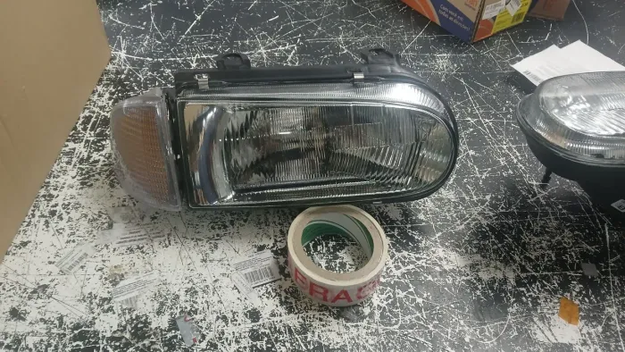 Par de farol com seta gol g2 cromado 
