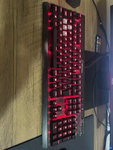 Teclado mecânico corsair k70 rapidfire 