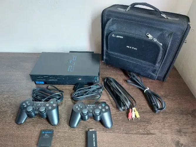 PLAYSTATION 2 - PS2 FAT Desbloqueado + Acessórios