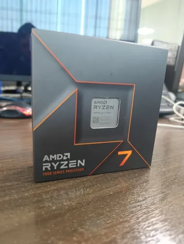 Processador Ryzen 7 7700x Com garantia