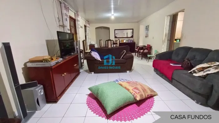 Casa no Vargem Grande | 400 M² | 2 Casas | 5 Vagas de garagem | Em Pinhais