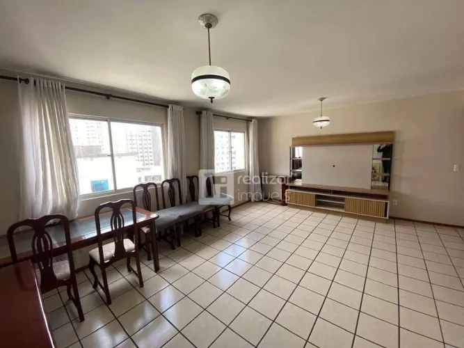 Apartamento Residencial à venda, Centro, Florianópolis - AP0147.