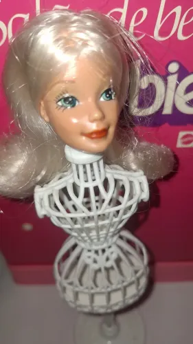 Cabeca da barbie 