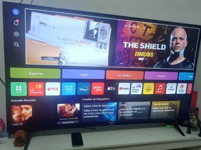 Televisão LG 65 polegadas 