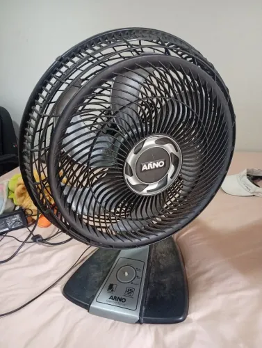 Ventilador Arno Turbo (Funciona Perfeito mas está sem a pecinha de trocar as velocidades)