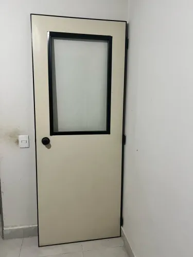 Porta com vidro